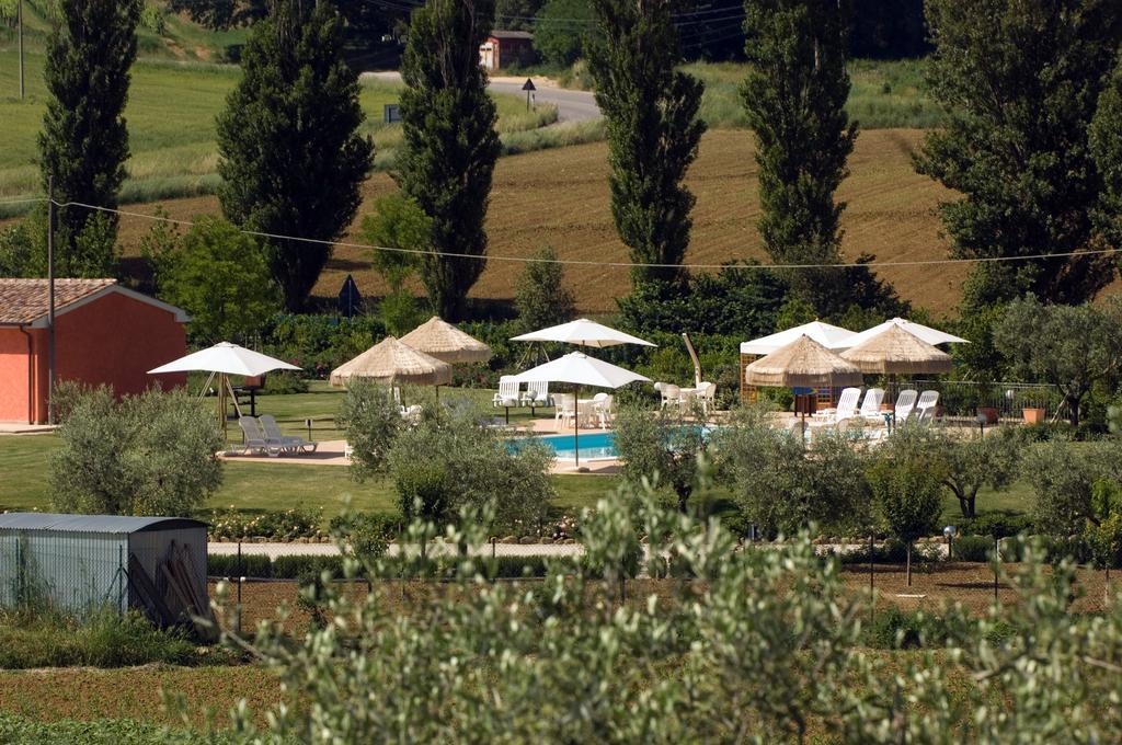 Agriturismo Casale Le Selvette Ripa Екстериор снимка