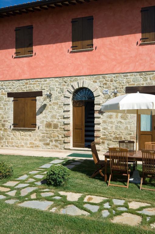 Agriturismo Casale Le Selvette Ripa Екстериор снимка